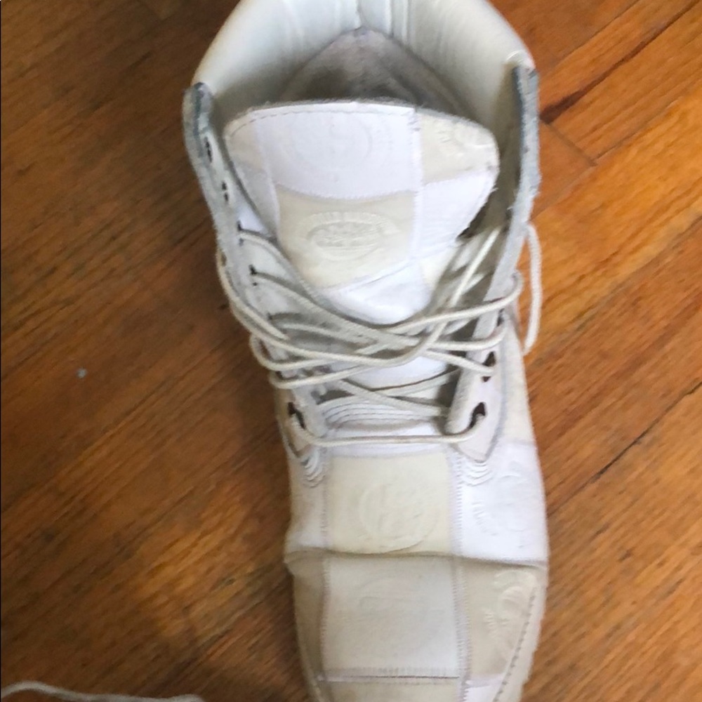 Timberlands - Picture 6 of 7